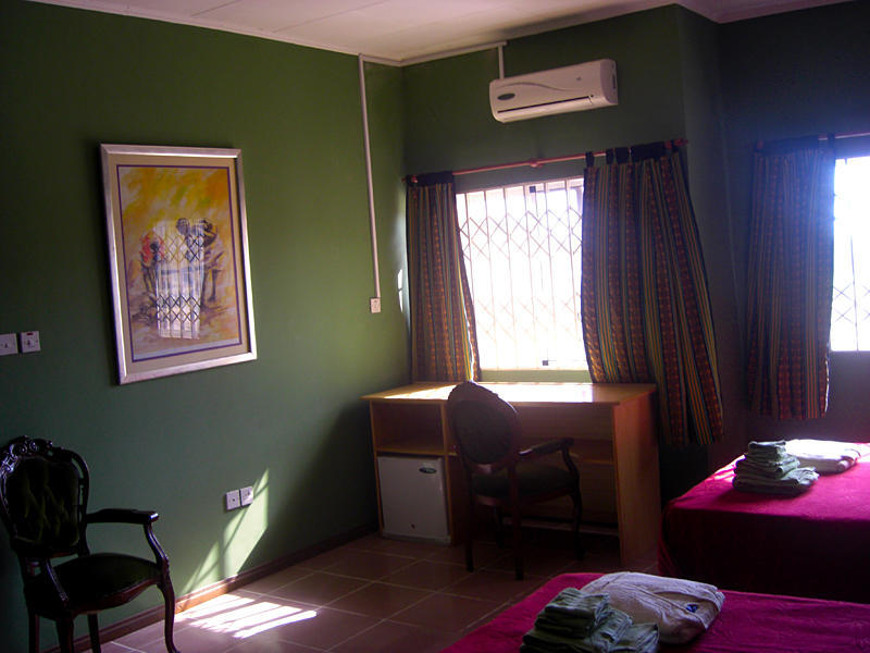 Jamaica Inn Guest House Botianaw Zimmer foto
